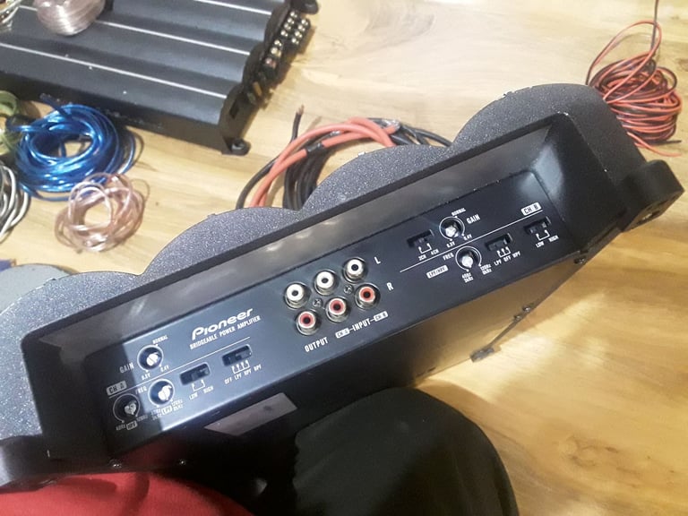 image for Pioneer PRS-X340 car amplifier