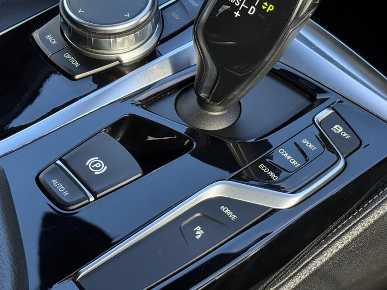 2018 BMW 5 Series 2.0 530e 9.2kWh M Sport Auto Euro 6 (s/s) 4dr SALOON Petrol/Electric Hybrid Aut...