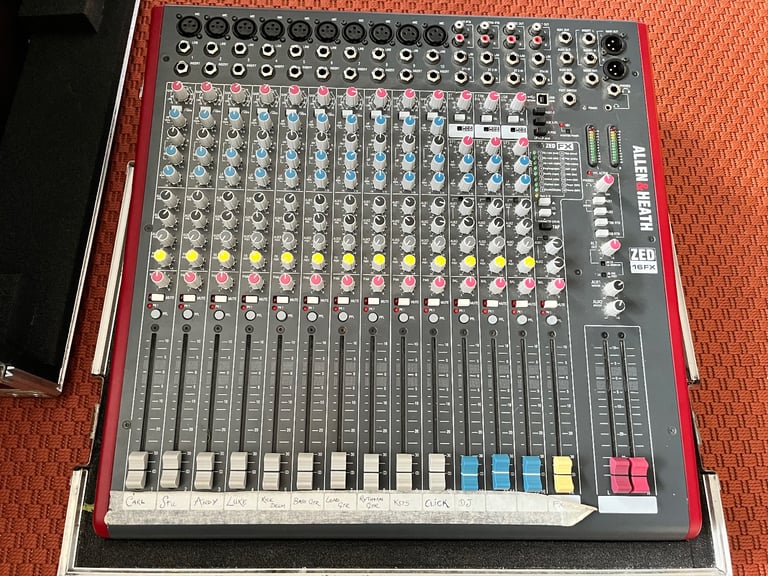 Allen & Heath ZED-16FX Mixing desk and flight case. 
