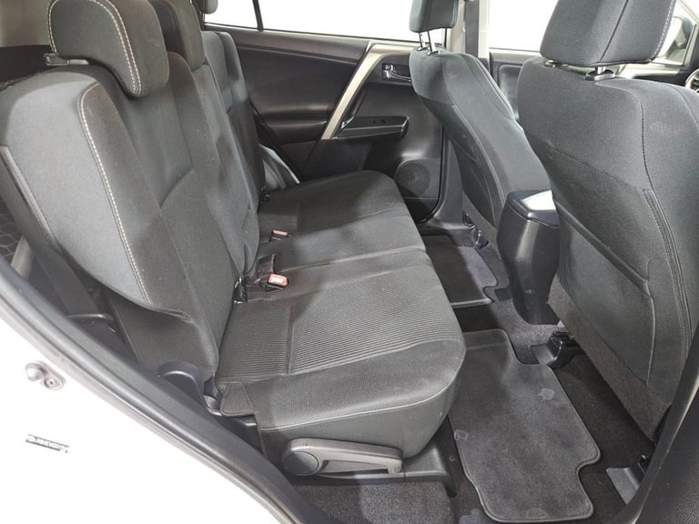 2015 15 TOYOTA RAV4 2.0 D-4D ICON SUV 5DR DIESEL MANUAL 4WD EURO 5 (S/S) (124 PS