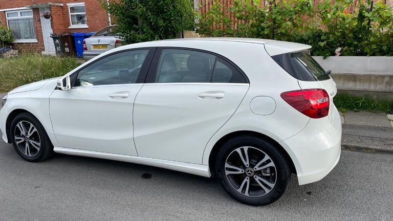 Mercedes-Benz, A CLASS, Hatchback, 2017, Manual, 1595 (cc), 5 doors