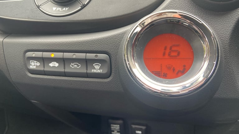 2015 Honda Jazz 1.4 i-VTEC ES Plus 5dr CVT HATCHBACK PETROL Automatic