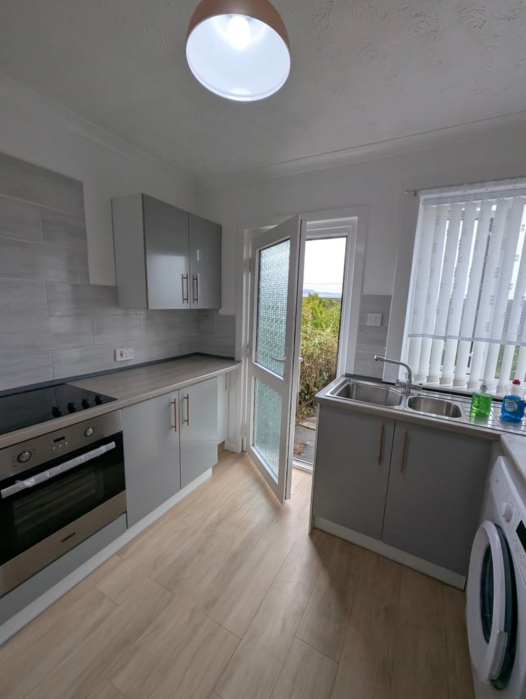 Three bedroom large house for rent in Westcliff, Dumbarton 