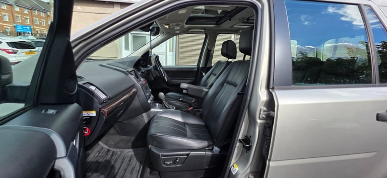 2010 Land Rover Freelander 2.2 TD4 HSE 5dr Auto ESTATE Diesel Automatic