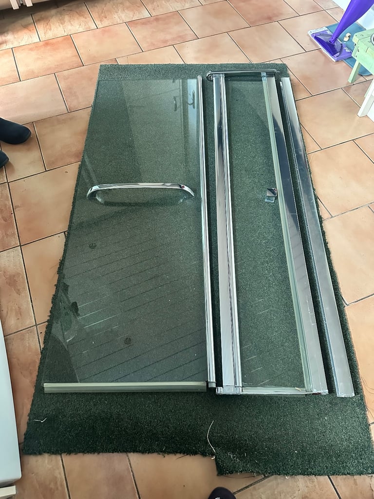 Full shower and over bath shower screen  and all fittings 