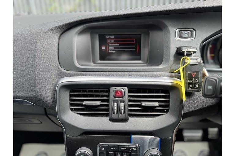 2013 Volvo V40 D2 R-Design Hatchback Diesel Automatic