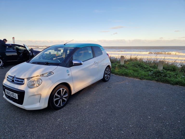 Citroen, C1, 1.2 Pure Tech Special Edition Hatchback, 2015, Manual, 1199 (cc), 3 doors
