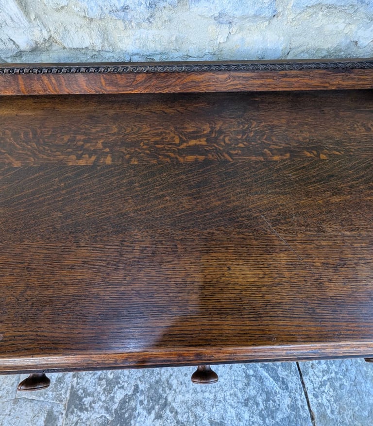Arts & Crafts Oak Sideboard - Antique - Quarter Sawn Oak