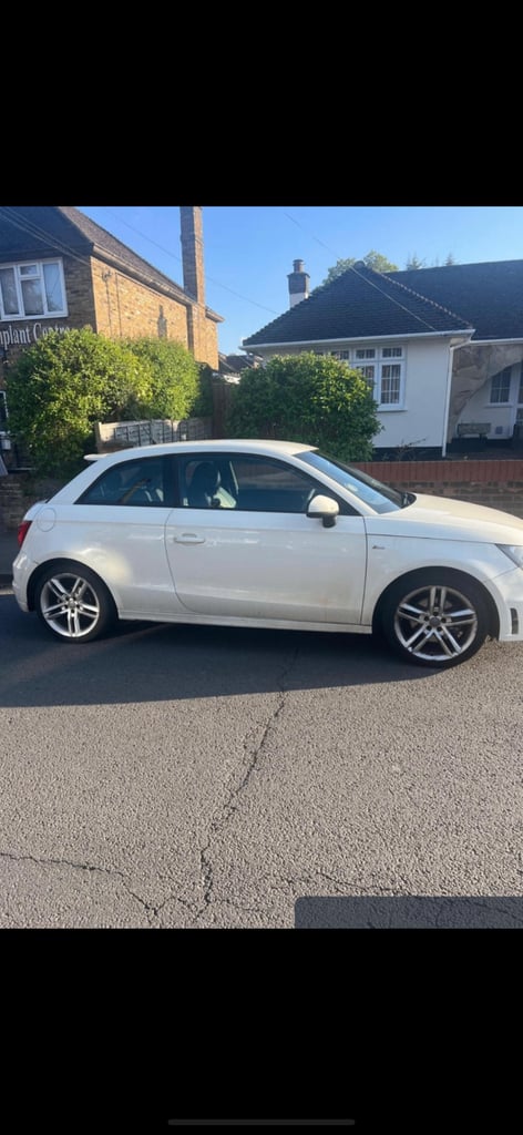 Audi, A1, Hatchback, 2012, Semi-Auto, 1390 (cc), 3 doors
