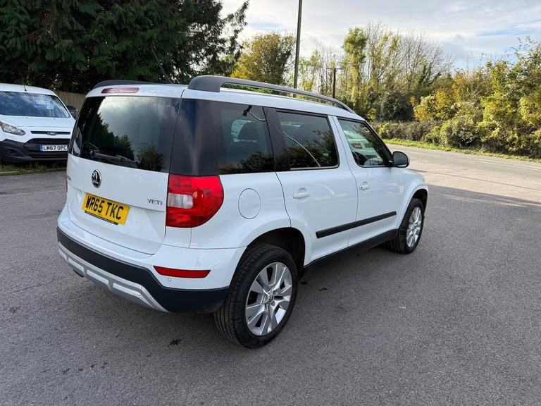 2015 Skoda Yeti 1.2 TSI SE L Outdoor DSG Euro 6 (s/s) 5dr HATCHBACK Petrol Automatic