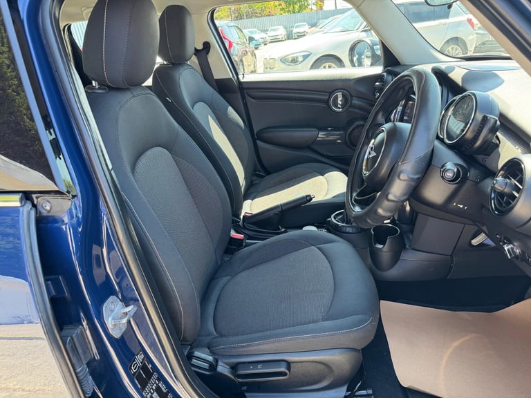 2014 MINI Cooper 1.5 AUTO 5DR Hatchback Petrol Automatic