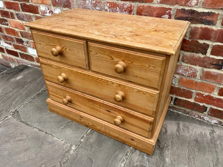 Solid Pine Chest of Drawers - Good Condition 