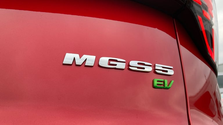2025 MG MGS5 170kW Trophy EV Long Range 64kWh 5dr Auto Electric Estate Estate Electric Automatic