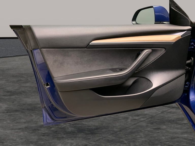 2021 Tesla Model 3 Long Range AWD 4dr Auto SALOON ELECTRIC Automatic