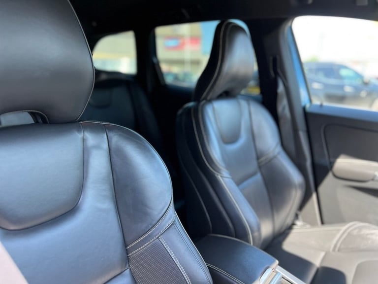 2014 Volvo XC60 2.0 D4 R-Design Lux Nav SUV 5dr Diesel Geartronic Euro 6 (s/s) (181 ps) ESTATE Di...