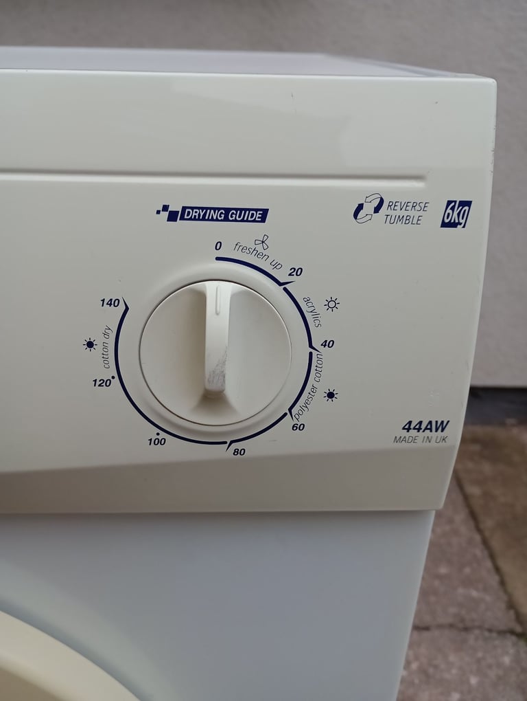 White Knight dual heat reversing tumble dryer 