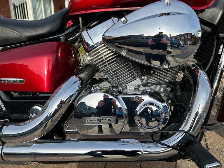 HONDA VT 750 SHADOW CRUISER 2005