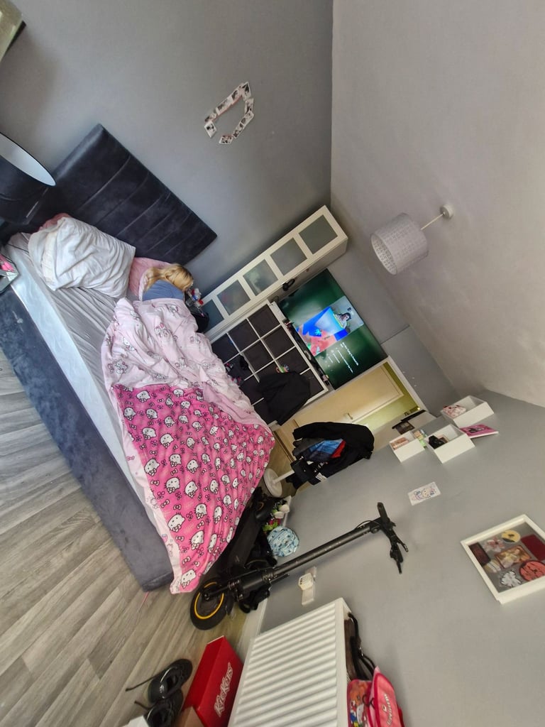 Home swap Large 2 bed apartment council right to buy 