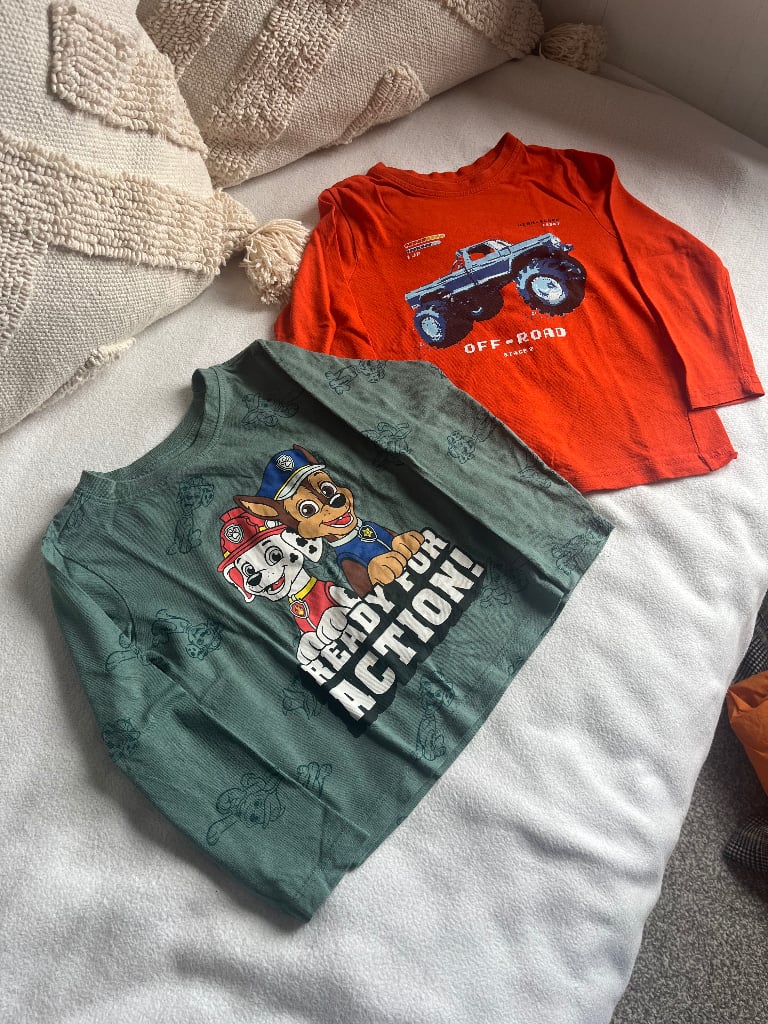 Selling Kids Clothes Bundle size 2-3