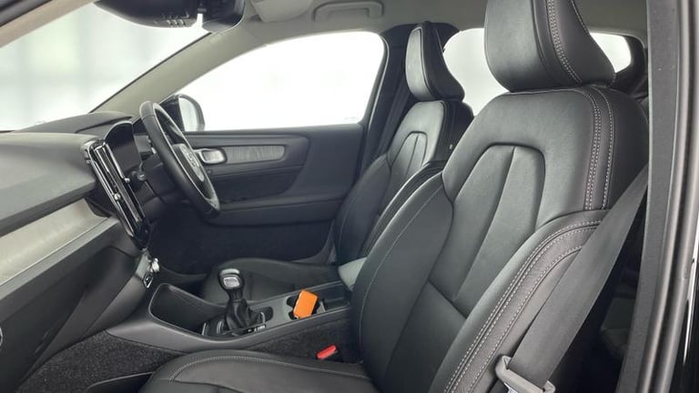 2021 Volvo XC40 Inscription T3 manual Manual SUV Petrol Manual