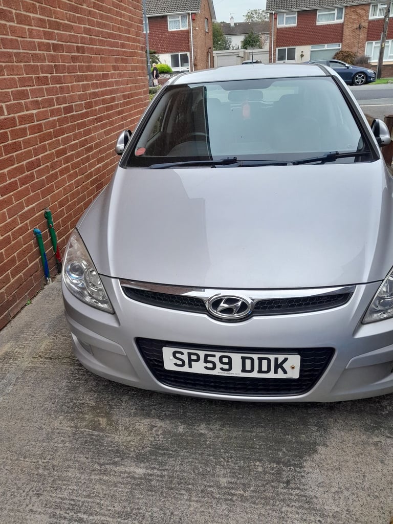 Hyundai, 2009, 1582 (cc) Style model