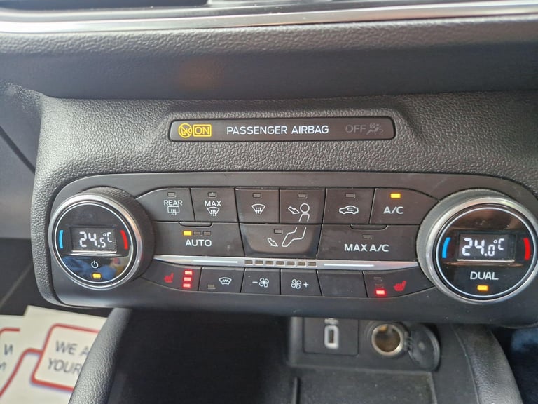 2020 Ford Focus 1.0T EcoBoost Titanium Euro 6 (s/s) 5dr Petrol