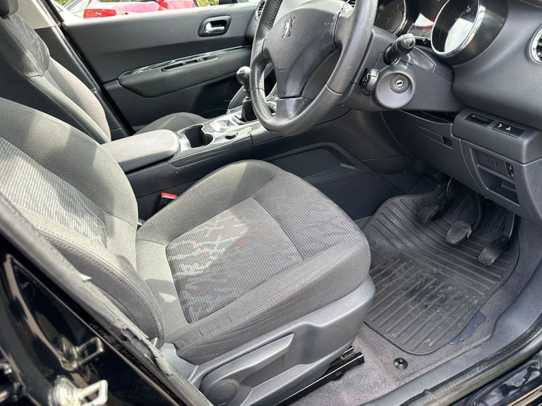 Peugeot 3008 HDI Active 1.6L Diesel! With Full Service History!