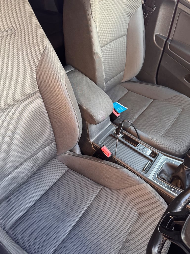 Volkswagen, GOLF, Hatchback, 2014, Manual, 1598 (cc), 5 doors