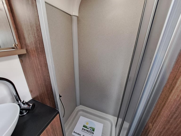 2020 Bailey Unicorn Cadiz Black Edition