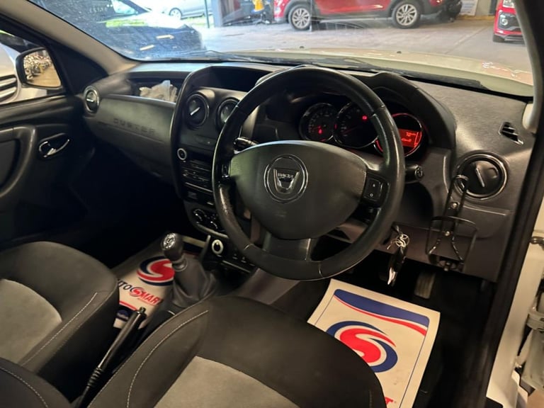 2018 Dacia Duster 1.5 dCi Laureate SUV 5dr Diesel Manual 4WD Euro 6 (s/s) (110 ps) HATCHBACK Dies...
