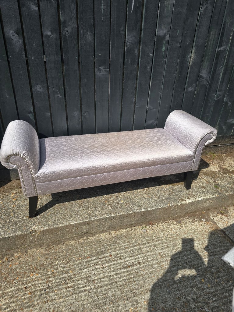 image for Bedroom chaise