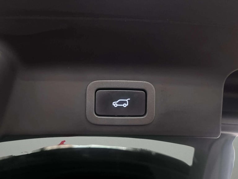 2019 Jaguar F-Pace 2.0 D180 Chequered Flag Auto AWD Euro 6 (s/s) 5dr ESTATE Diesel Automatic