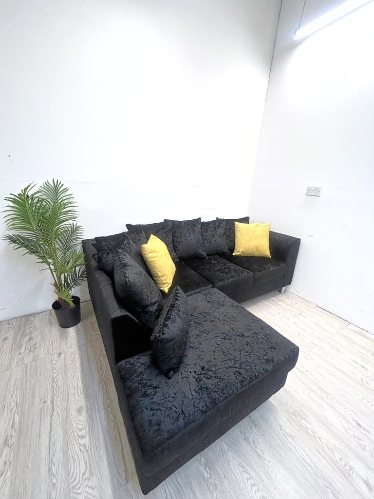 Black Crushed Velvet Corner Sofa DELIVERY AVAILABLE!!