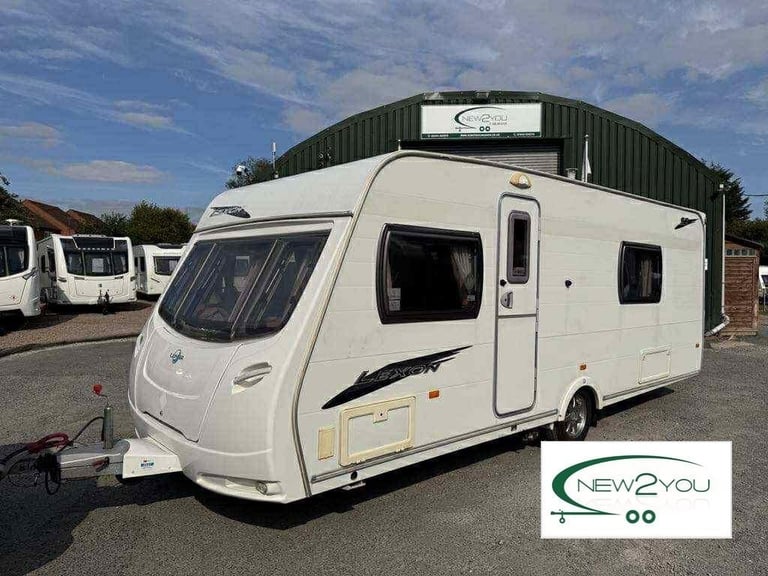 2009 Lunar Lexon SE 4 Berth FIXED BED Caravan - STOCK NO E171