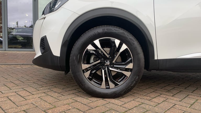 2022 Peugeot 2008 1.2 PureTech Allure Premium + SUV 5dr Petrol Manual Euro 6 (s/s) (100 ps) SUV P...
