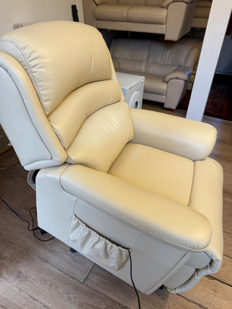 Quality second hand Sherborne tilt and rise 