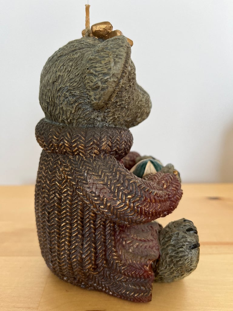 Vintage cute teddy bear candle. Unused
