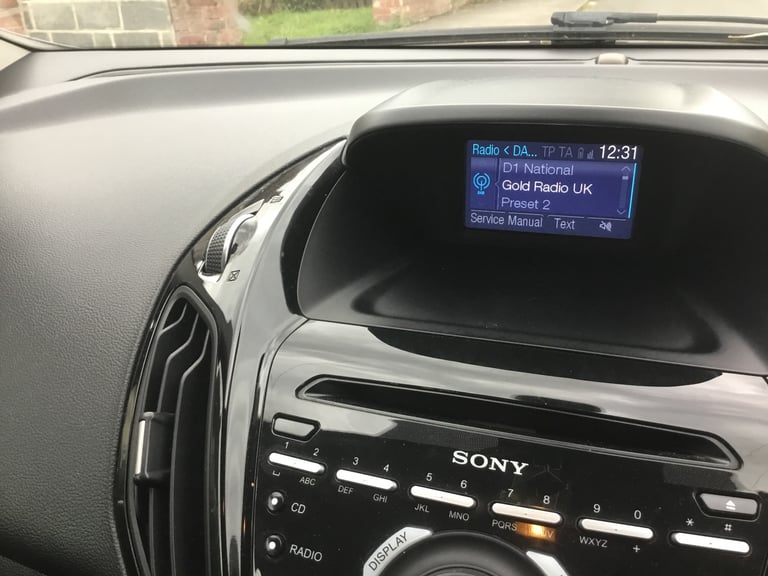 Ford b-max titanium mpv, 2014 reg, diesel.