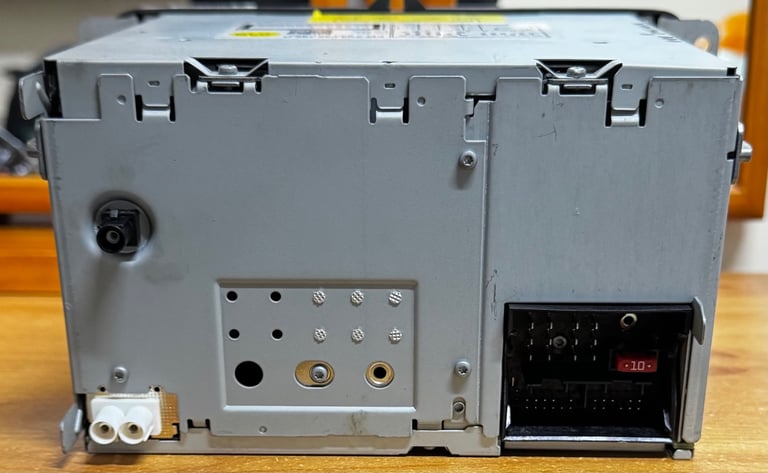 VW Media Unit, SD Card with USB Interface. 3C8035195G/5NO 035 341F