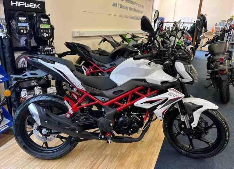 BENELLI BN125 LEARNER LEGAL MOTORCYCLE