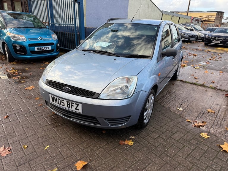 2005 Ford Fiesta 1.6 Ghia 5dr Auto HATCHBACK Petrol Automatic