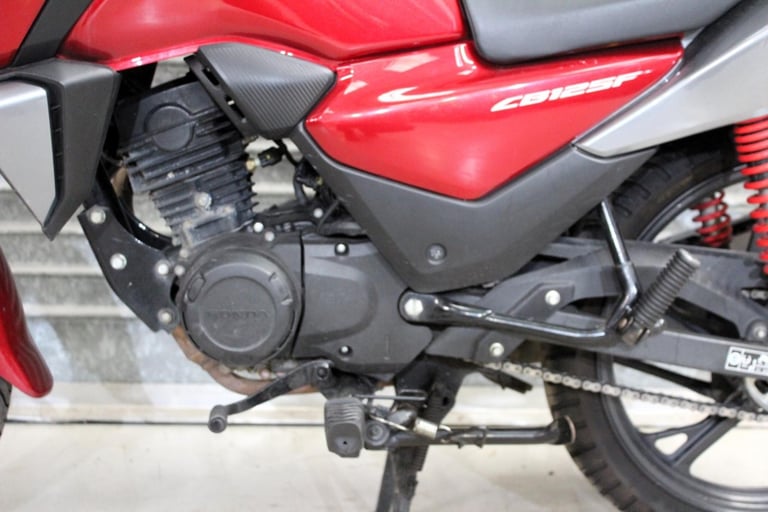 2022 22 HONDA CBF 125 M-M CB 125 F CB125F RED HPI CLEAR TRADE SALE NEW MOT 15K