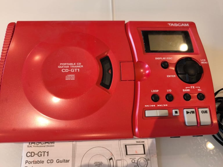 TASCAM CD-GT1 Portable CD Guitar Trainer with Power Supply, Instructions & Spare CD's