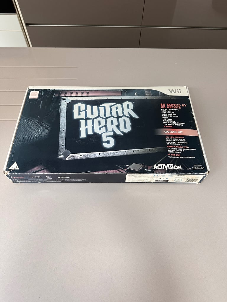 Nintendo Wii Guitar Hero 5 Boxed
