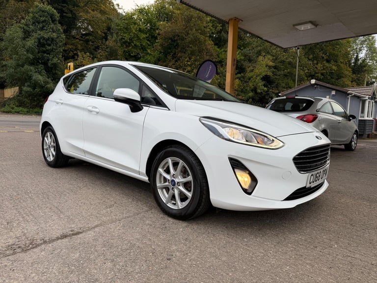 2018 Ford Fiesta 1.0T EcoBoost Zetec Euro 6 (s/s) 5dr HATCHBACK Petrol Manual