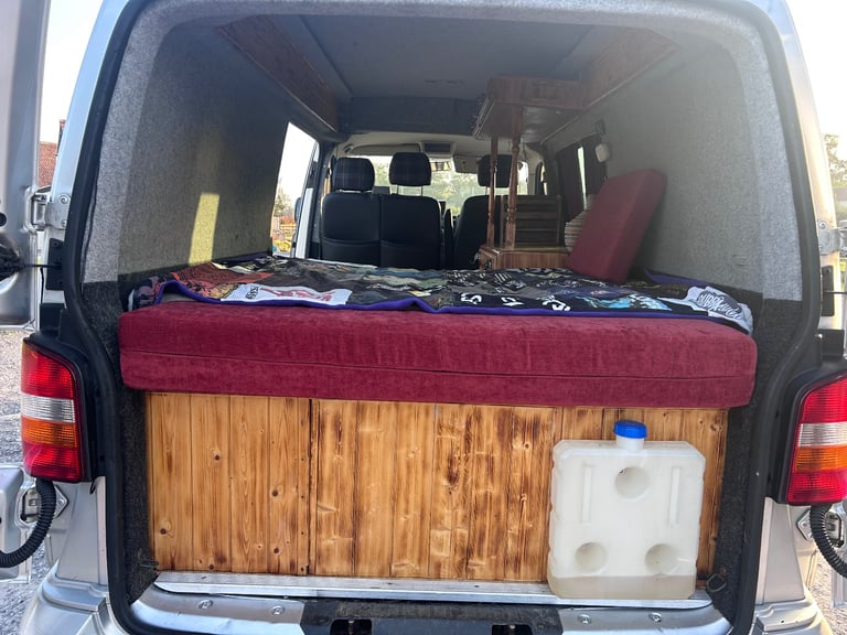 Volkswagen VW T5 Campervan/Day van with Diesel Heater NEW MOT LWB midtop 