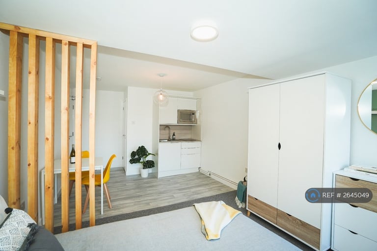 1 bedroom in Randlay, Telford, TF3 (#2645049)