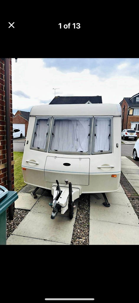 1998 crown regent 5 birth caravan