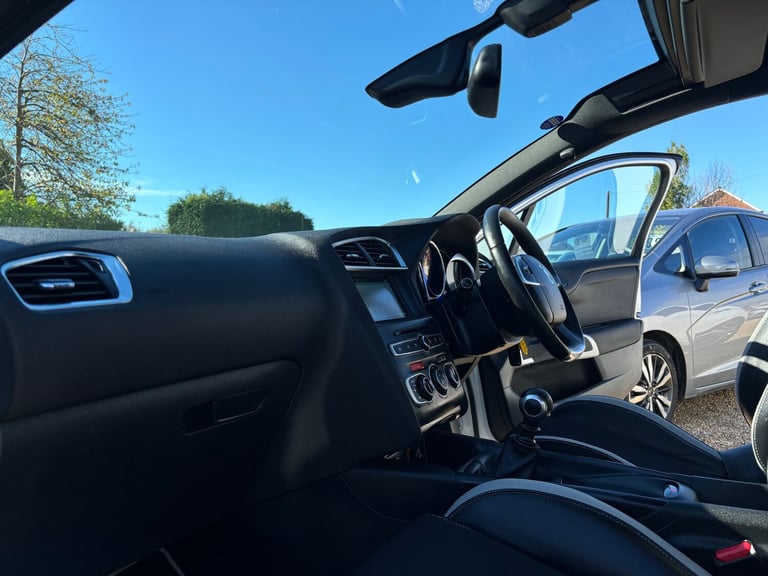 2015 Citroen DS4 1.6 BlueHDi DStyle Nav Hatchback 5dr Diesel Manual Euro 6