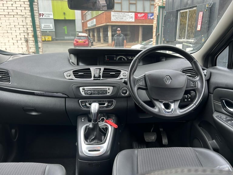 2013 Renault Scenic 1.5 dCi Dynamique TomTom EDC Euro 5 5dr MPV Diesel Automatic